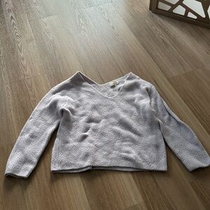 Lilac V neck sweater